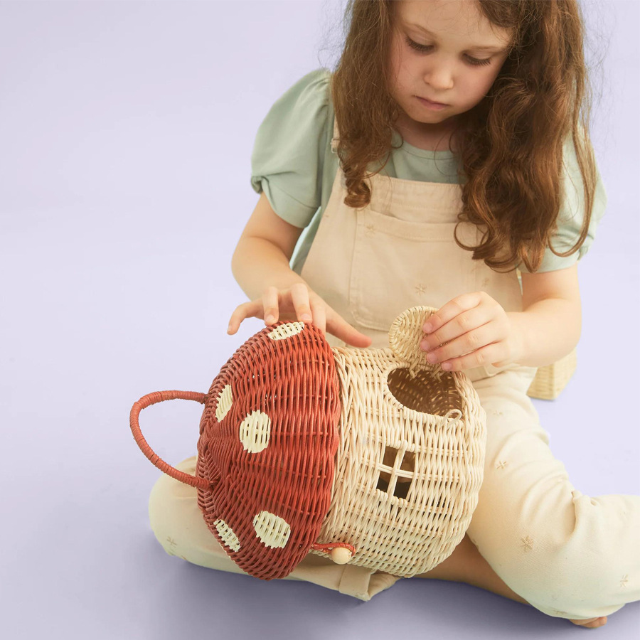 Handmade rattan mushroom-shaped storage basket children's photography props handbag carry basket children's room decorations