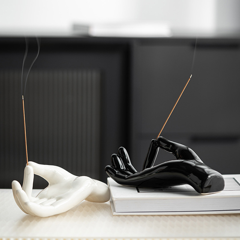 Wind black and white ceramic Buddha hand home decoration line incense ornaments support