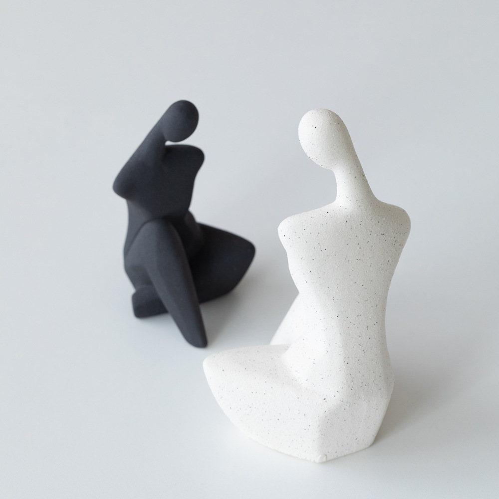 Wind sitting portrait spray black and white home decoration ceramic craft figures